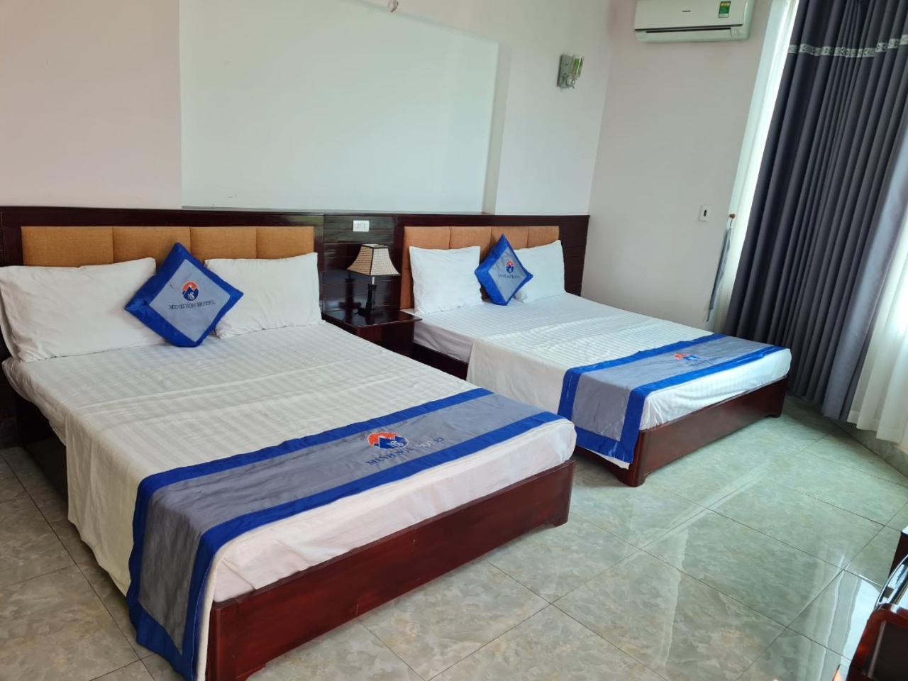 Minh Son Hotel Ta Lan Than Exterior photo